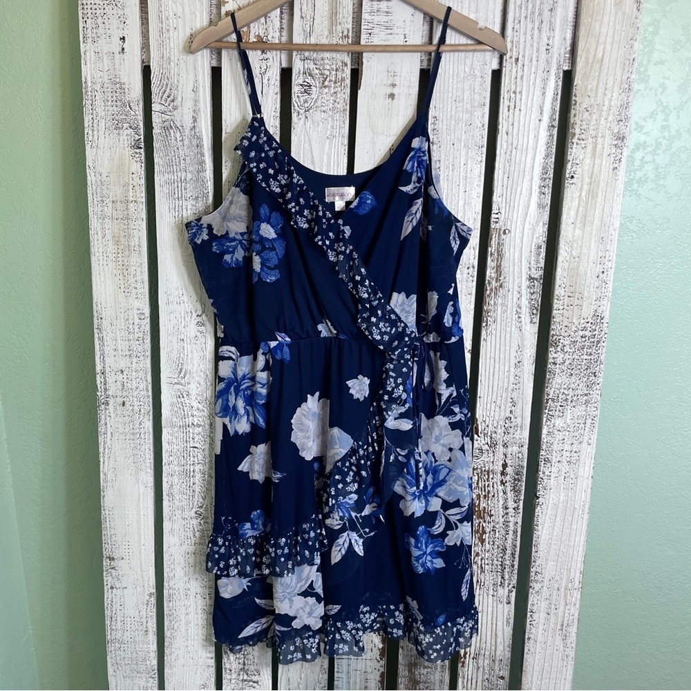Xhilaration Floral Dress Size Large Ruffles Blue White Flirty Boho‎ Fairy Lined